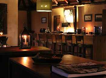 Hoodia Desert Lodge: Bar