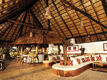 Kafunta River Lodge: Lounge und Bar
