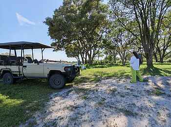 MmaTsebe Tented Camp: Pirschfahrt mit Tee und Kaffee