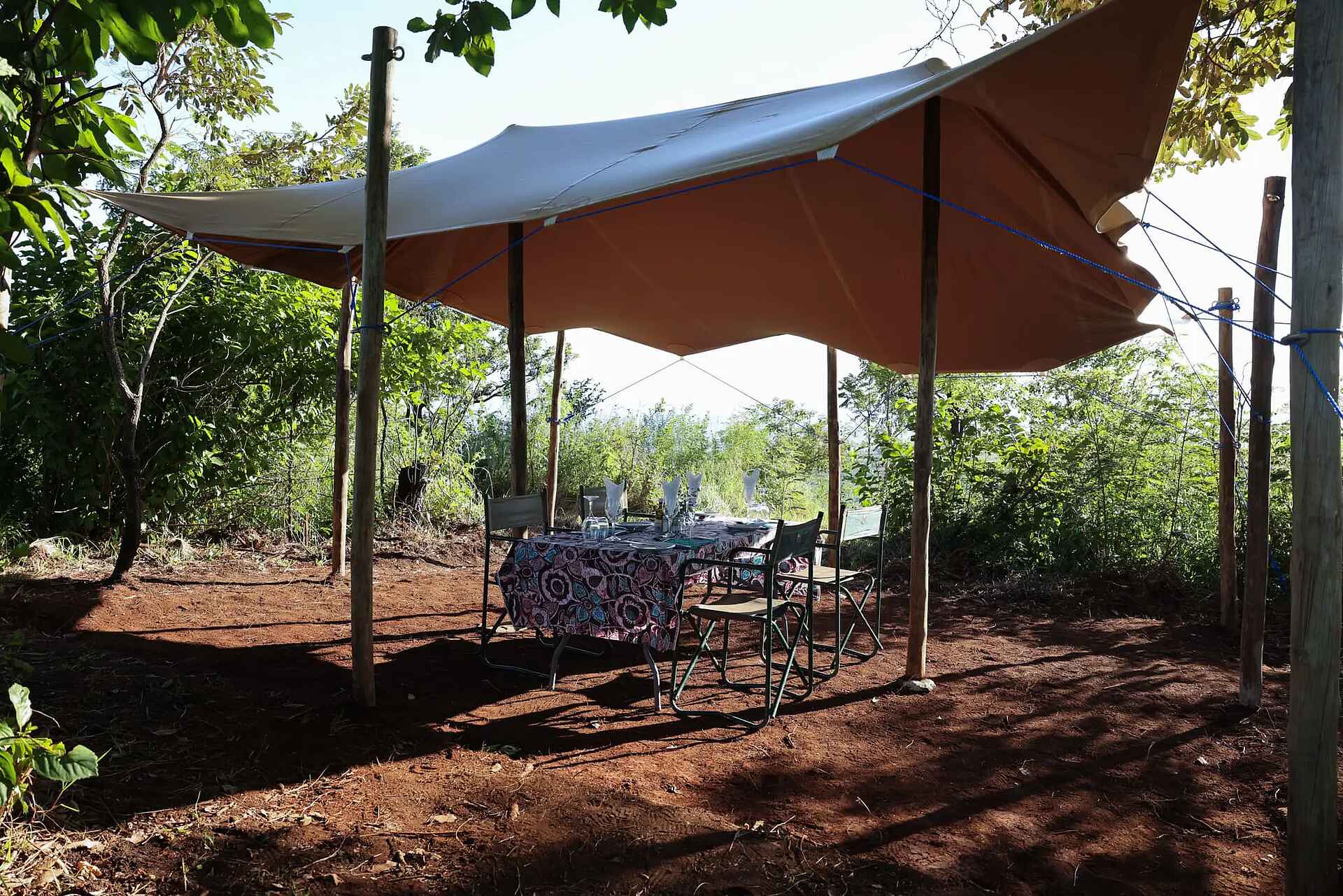 Mt Gorongosa Community Camp: Das Dinner Zelt