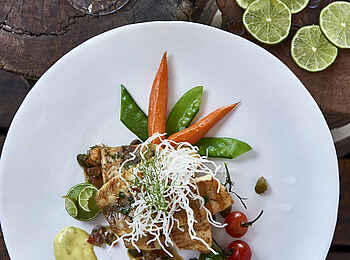 Legendary Mwiba Lodge: Tilapia mit Safran Legendary Mwiba Lodge: Tilapia mit Safran