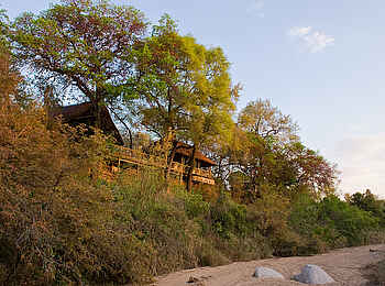 Sabi Sabi Selati Camp: Blick auf das Flussbett Sabi Sabi Selati Camp: Blick auf das Flussbett