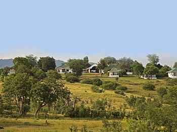 Chichele Presidential Lodge: Lage auf einem Hügel Chichele Presidential Lodge: Lage auf einem Hügel