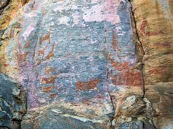 Nxamaseri Island Lodge: Felsenmalereien Nxamaseri Island Lodge: Felsenmalereien