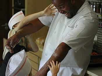 Phinda Homestead: Koch und Kinder Phinda Homestead: Koch und Kinder