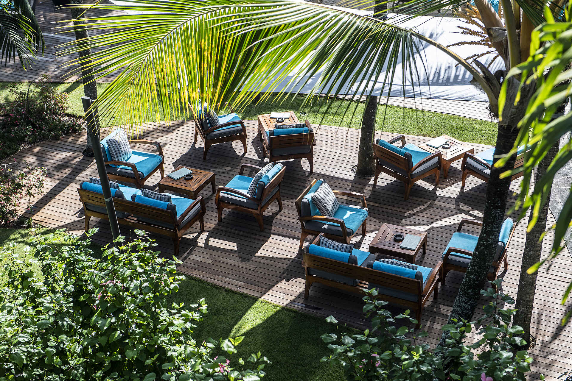 Royal Palm Beachcomber Luxury: Lounge draußen