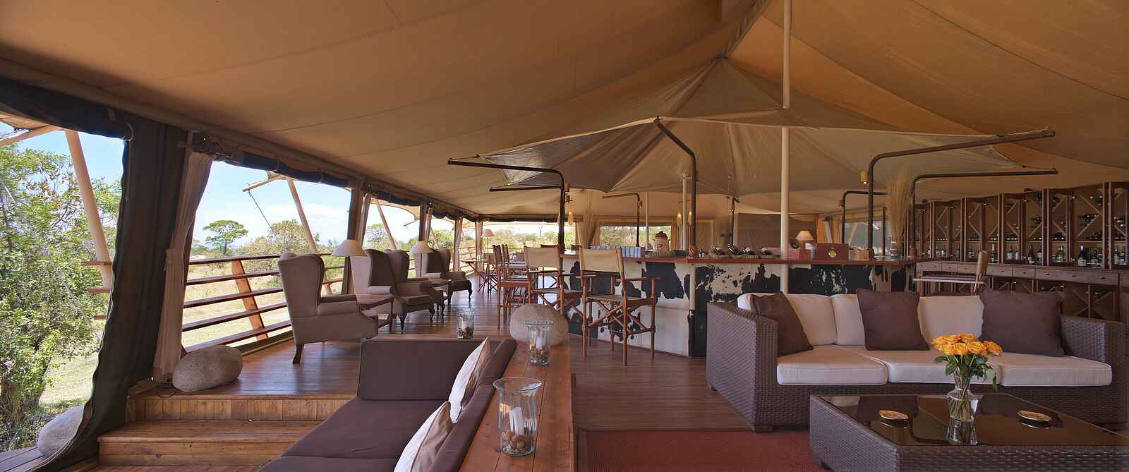 Serengeti Bushtops: Das Hauptzelt Serengeti Bushtops: Das Hauptzelt