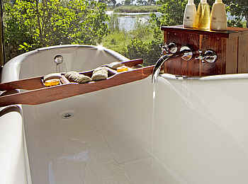 Lagoon Camp: Badewanne mit Aussicht Lagoon Camp: Badewanne mit Aussicht