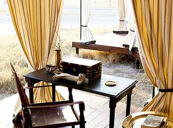 San Camp: Schreibtisch