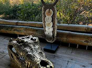 Sitatunga Private Island Camp: Kunstwerk