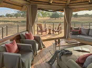 Lion Camp: Schlafzimmer mit Blick