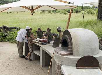 Somalisa Acacia Camp: Außenküche