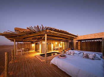 Little Kulala Lodge: Sleepout unter freiem Sternenhimmel Little Kulala Lodge: Sleepout unter freiem Sternenhimmel