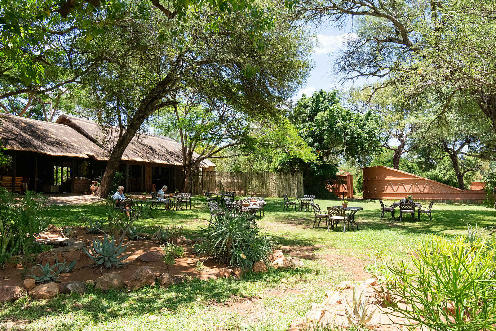Mohlabetsi Safari Lodge: Der Garten Mohlabetsi Safari Lodge: Der Garten