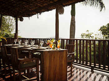 Onsea House: Terrasse des Country Inn