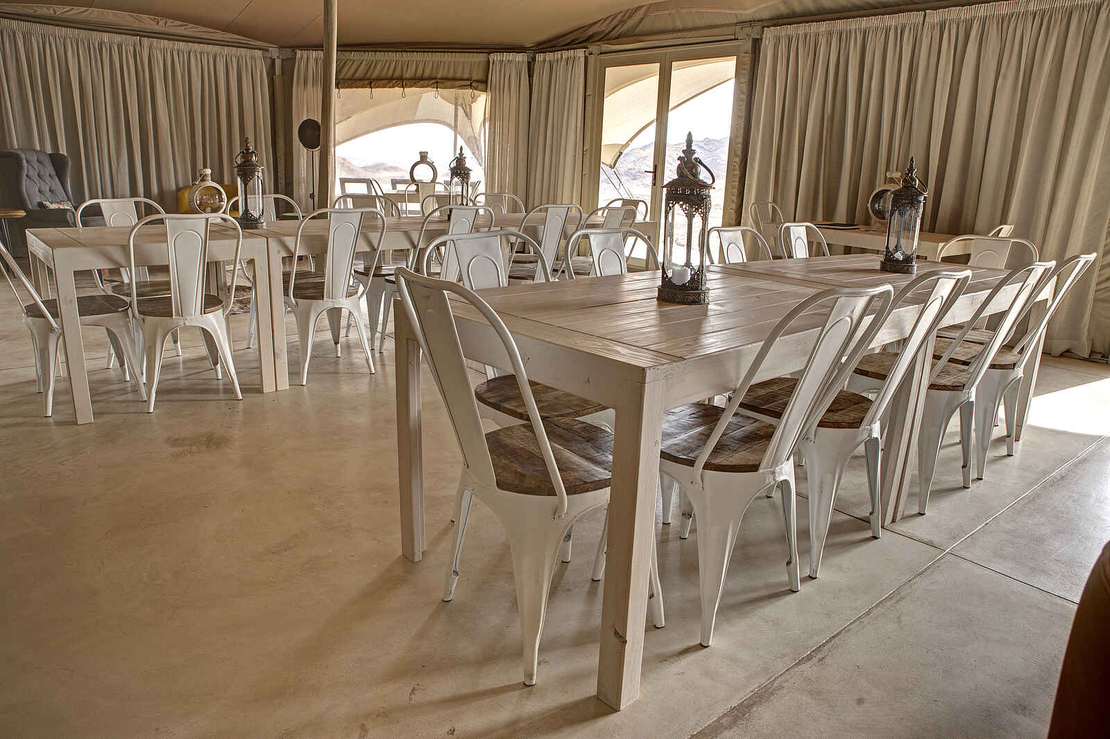 Desert Hills Glamping: Essensbereich Desert Hills Glamping: Essensbereich