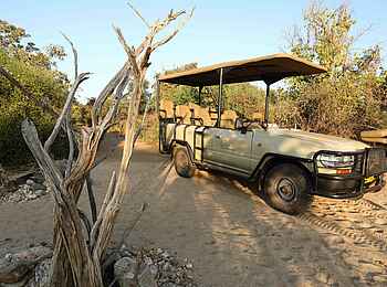 Kavinga Safari Camp: Geländefahrzeug Kavinga Safari Camp: Geländefahrzeug