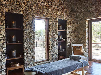 Legendary Mwiba Lodge: Im Massageraum Legendary Mwiba Lodge: Im Massageraum