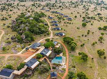 Warangi Ridge Lodge: Lodge von oben