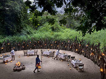 andBeyond Lake Manyara Tree Lodge: Dinner in der Boma