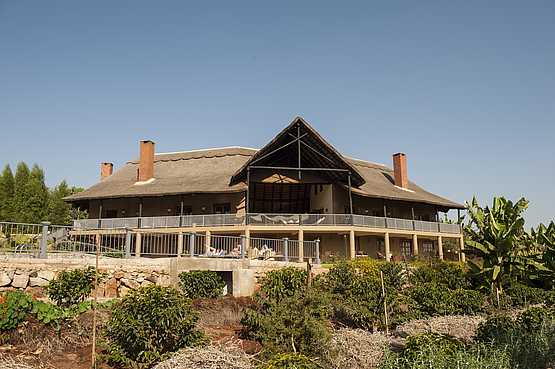 Kitela Lodge: Blick auf die Veranda im Haupthaus Kitela Lodge: Blick auf die Veranda im Haupthaus