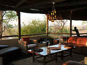 Muchenje Safari Lodge: Lounge