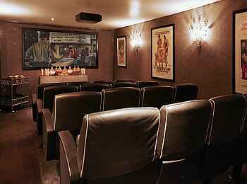 The Twelve Apostles Hotel: Kino The Twelve Apostles Hotel: Kino