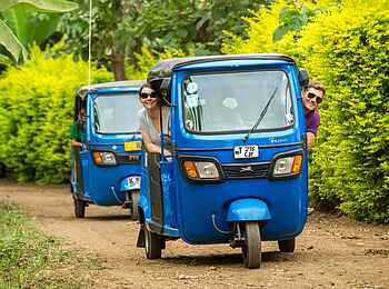 Wayo Manyara Green Camp: Tuk Tuk Tour