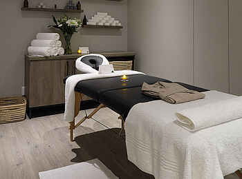 Tree House Boutique Hotel: Zest Treatment Room Tree House Boutique Hotel: Zest Treatment Room