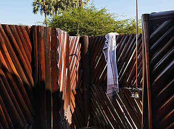 Camp Kalahari: Meru Safari Tent Außendusche