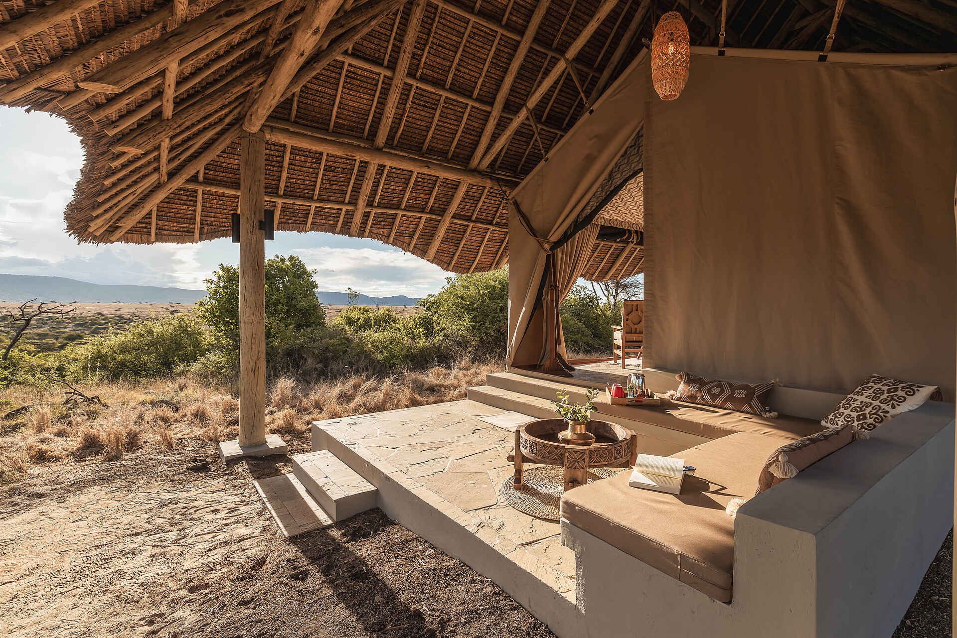 Lewa Safari Camp: Eingangsbereich Zeltsuite Lewa Safari Camp: Eingangsbereich Zeltsuite