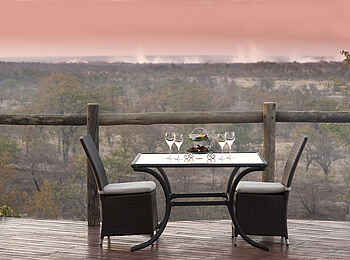 The Elephant Camp: Auf dem Hauptdeck