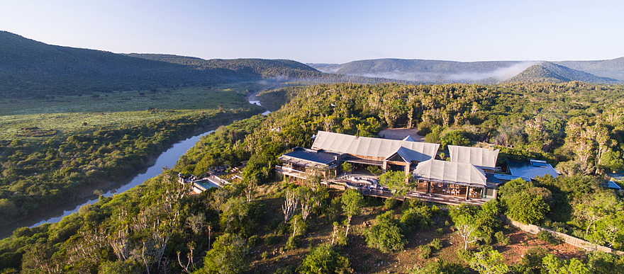 Kariega Settlers Drift Lodge: Frontansicht Hauptgebäude Kariega Settlers Drift Lodge: Frontansicht Hauptgebäude