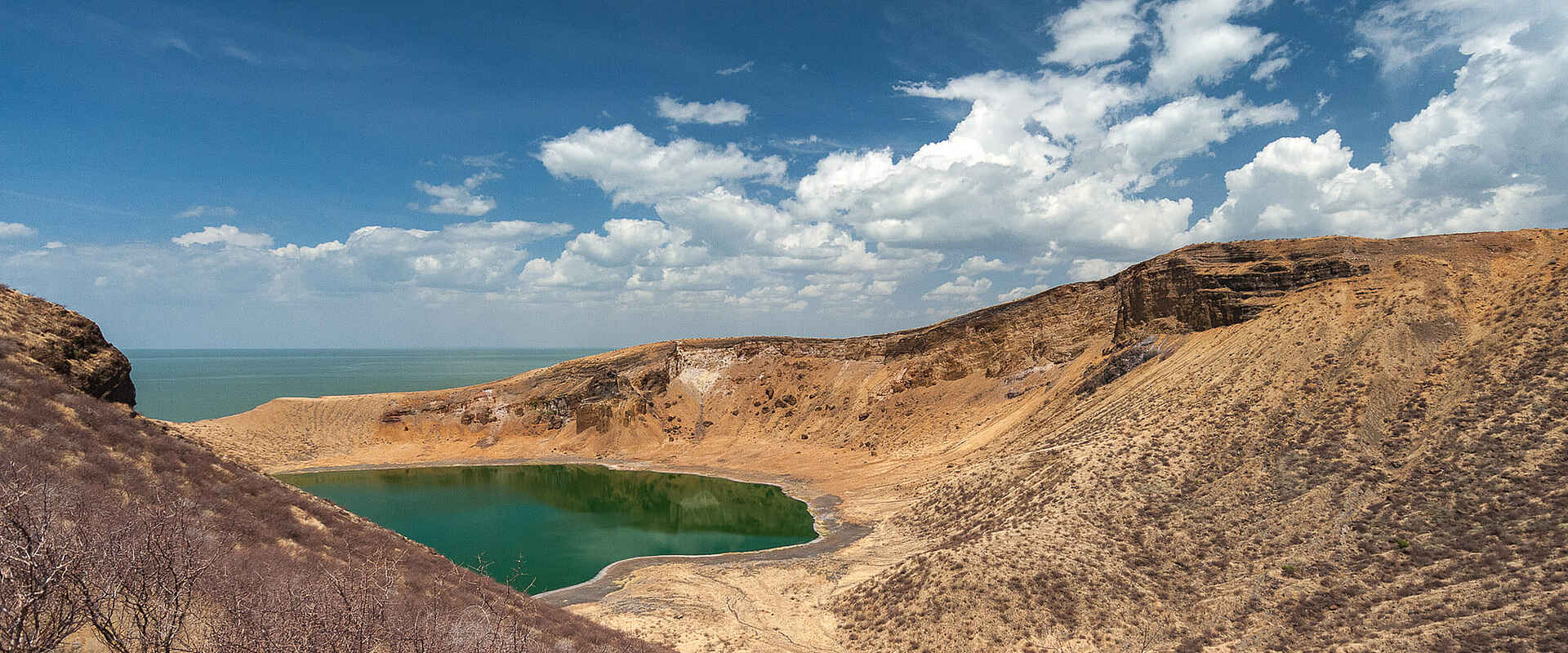 Lobolo Camp: Landschaft auf Central Island Central Island, Joyce Chianda Scheuerman, Lobolo Camp, Sibiloi National Park, South Island, Suguta Valley, Turkanasee, Turkwel River, Landschaft, Afrikarma, Afrikarma Safaris, Afrikarma Safaris. Wildnis. Hautnah., Afrikarma.de