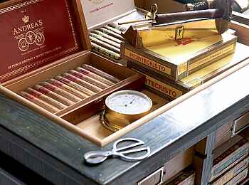 Grande Roche Hotel: Cigar Cabinet