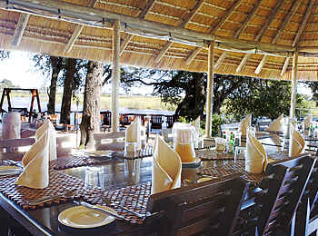 Lagoon Camp: Blick aus dem Speisesaal Lagoon Camp: Blick aus dem Speisesaal