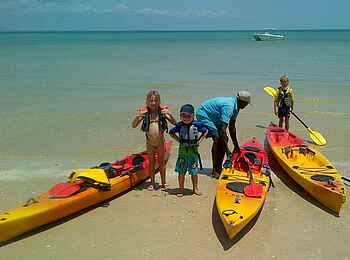Azura Marlin Beach: Kayaks