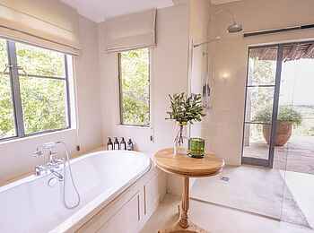 Governors' Mugie: Im Gästebad Governors' Mugie: Im Gästebad