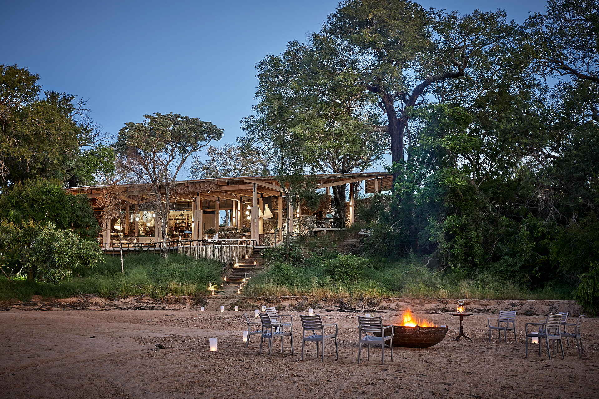 Saseka Tented Camp: Lagerfeuer am Abend