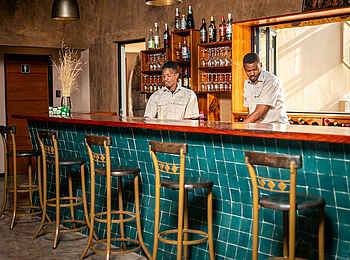 The Dune Camp: An der Bar The Dune Camp: An der Bar