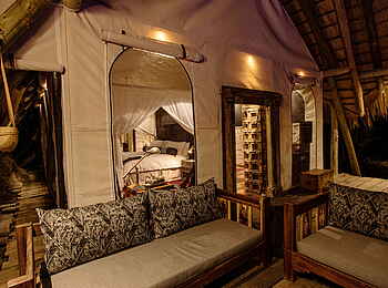 Selinda Camp: Außenbereich der Privatunterkunft