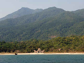 Greystoke Mahale: Das Camp vom See aus