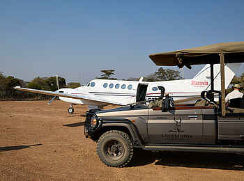 Lolelunga Private Reserve Lodge: Ankunft auf der Landebahn