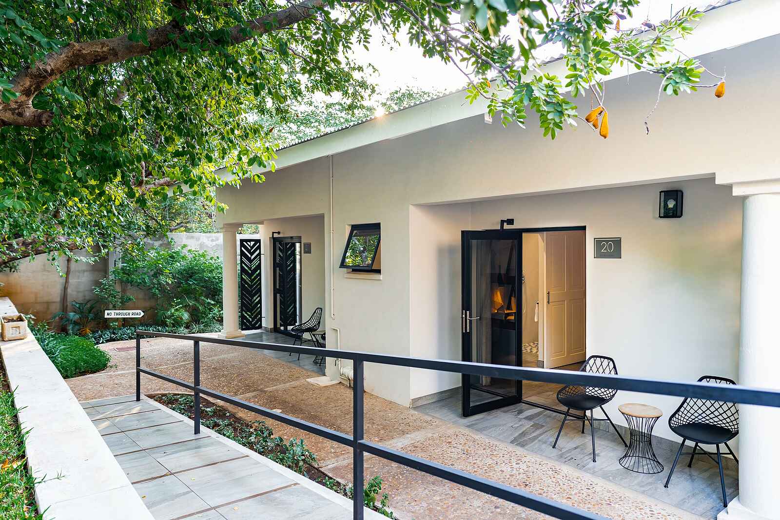 Nkosi Guest Lodge: Family Suite Terrasse Nkosi Guest Lodge: Family Suite Terrasse