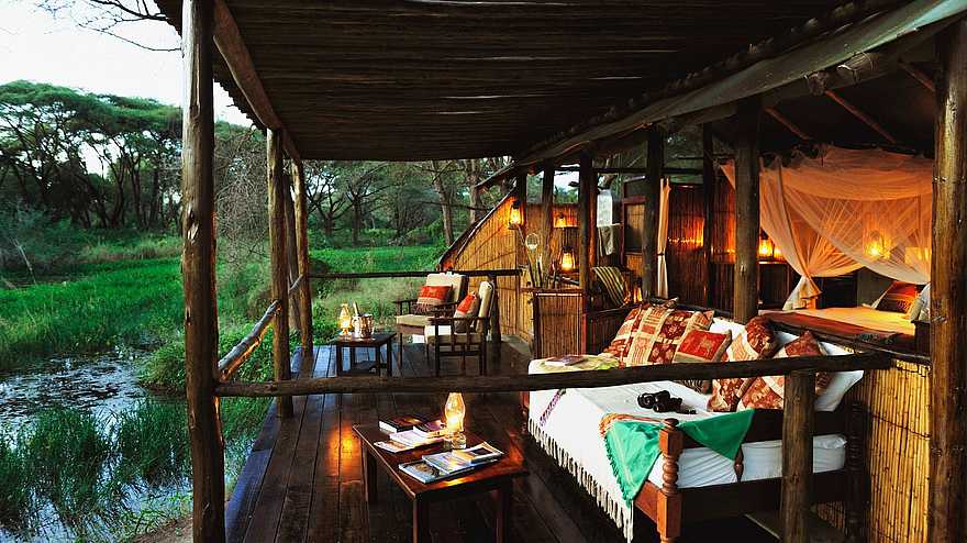 Old Mondoro Camp: Private Veranda Old Mondoro Camp: Private Veranda