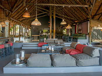 Simbavati River Lodge: Hauptlodge