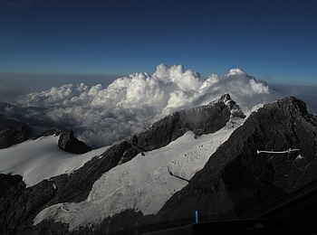 Sirikoi: Ausblick Mount Kenia beim Helikopterausflug