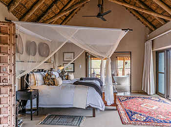 Siviti Timbavati Plains Lodge: Blick in die Villa Siviti Timbavati Plains Lodge: Blick in die Villa