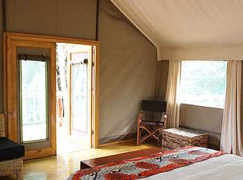 Ruzizi Tented Lodge: Schlafzimmer im Treetop-Zelt