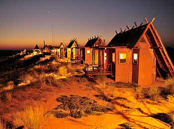 !Xaus Lodge: Abendlicht !Xaus Lodge: Abendlicht